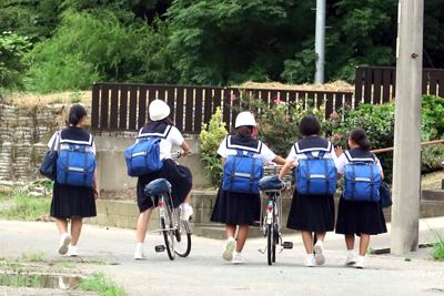 躁うつ病（双極性感情障害）と中学生、「オモテ」と「ウラ」